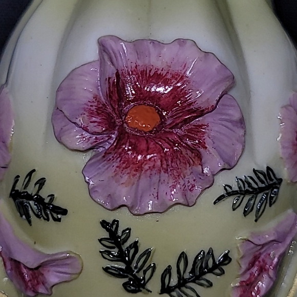 MINI DECORATIVE  SCALLOPED MINIATURE TEAPOT - NINI - Picture 6 of 12